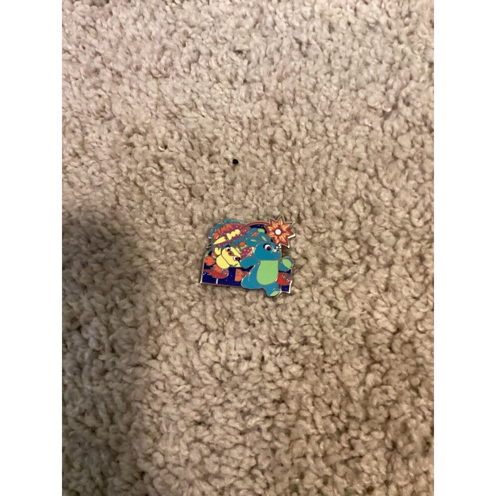 Authentic Disney Parks Pin - 2022 Toy Story 4 Mystery Pin - Ducky & Bunny